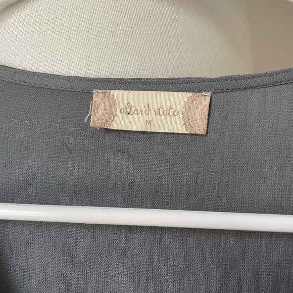 Altar’d state tops - Picture 2 of 5